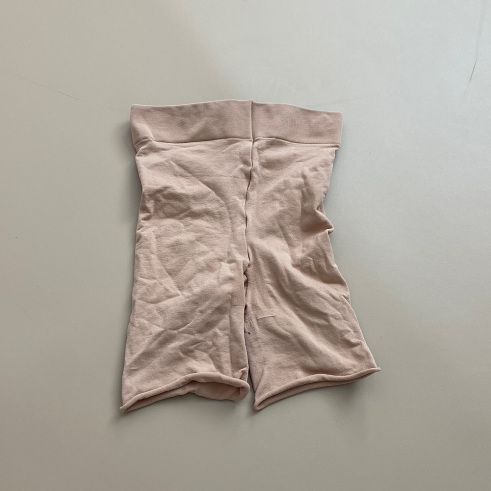 Capezio tights shorts